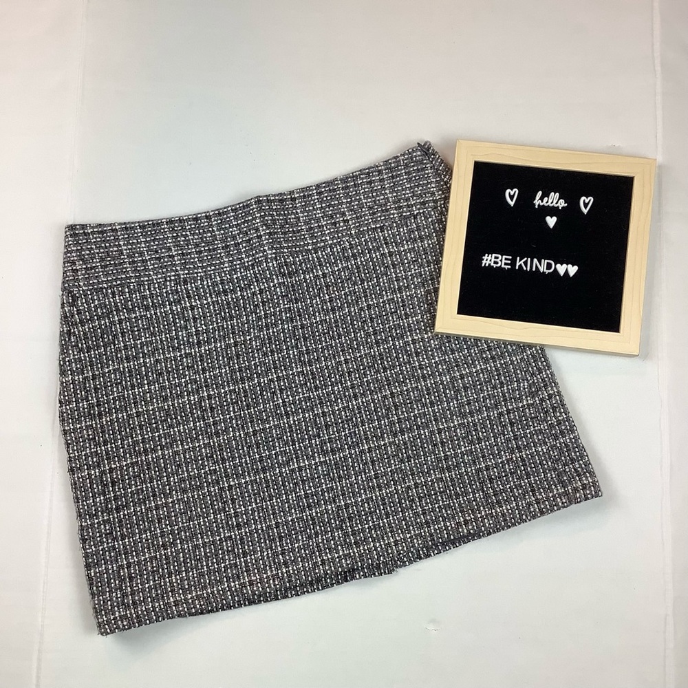 Forenza gray tweed skirt with pockets size 6
